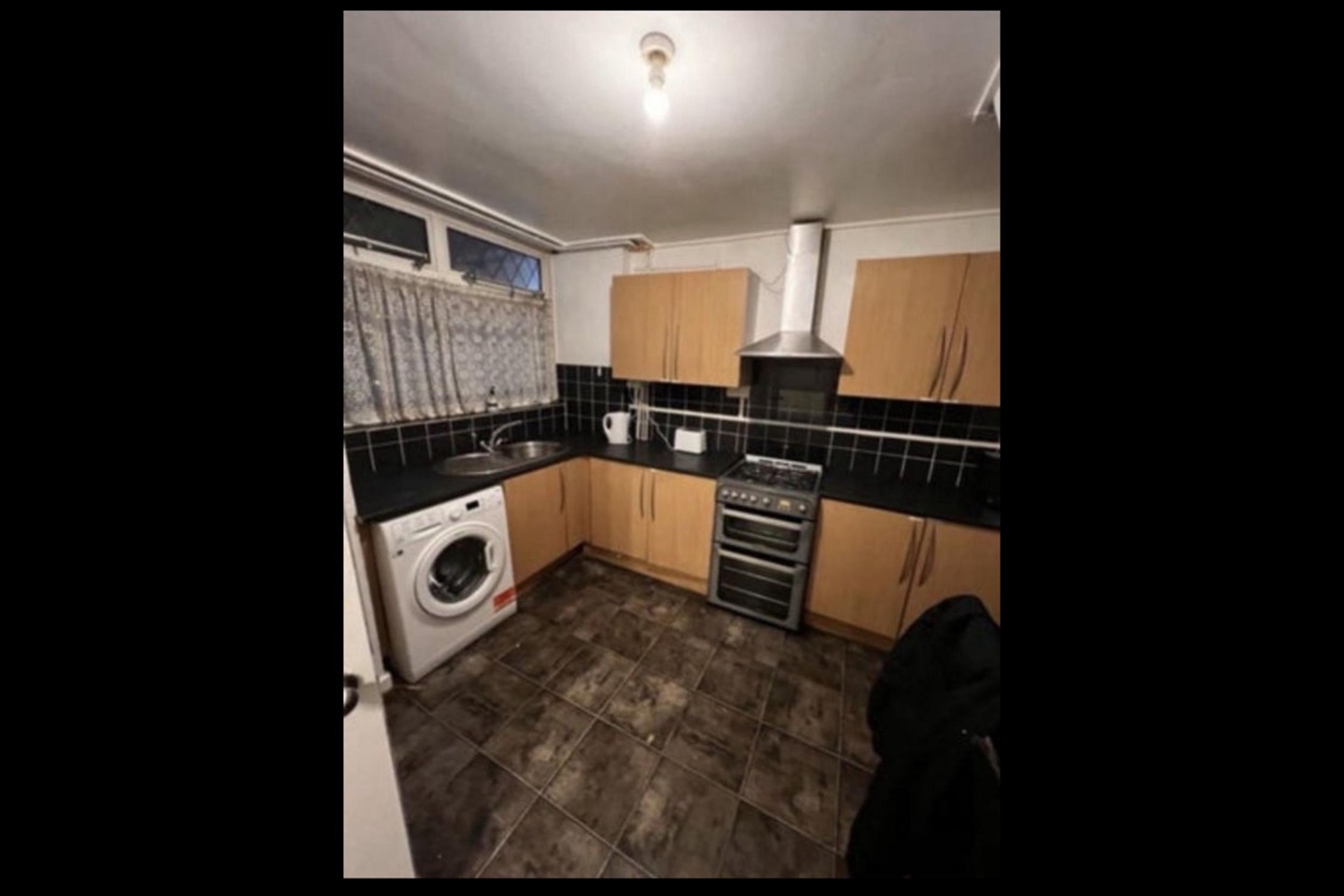 Additional image 4 of Room in a Shared Flat, Bigland Street, E1, N1 7GU