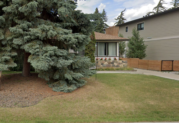 11708 83 Avenue NW LY, Edmonton, AB, T6G 0V3