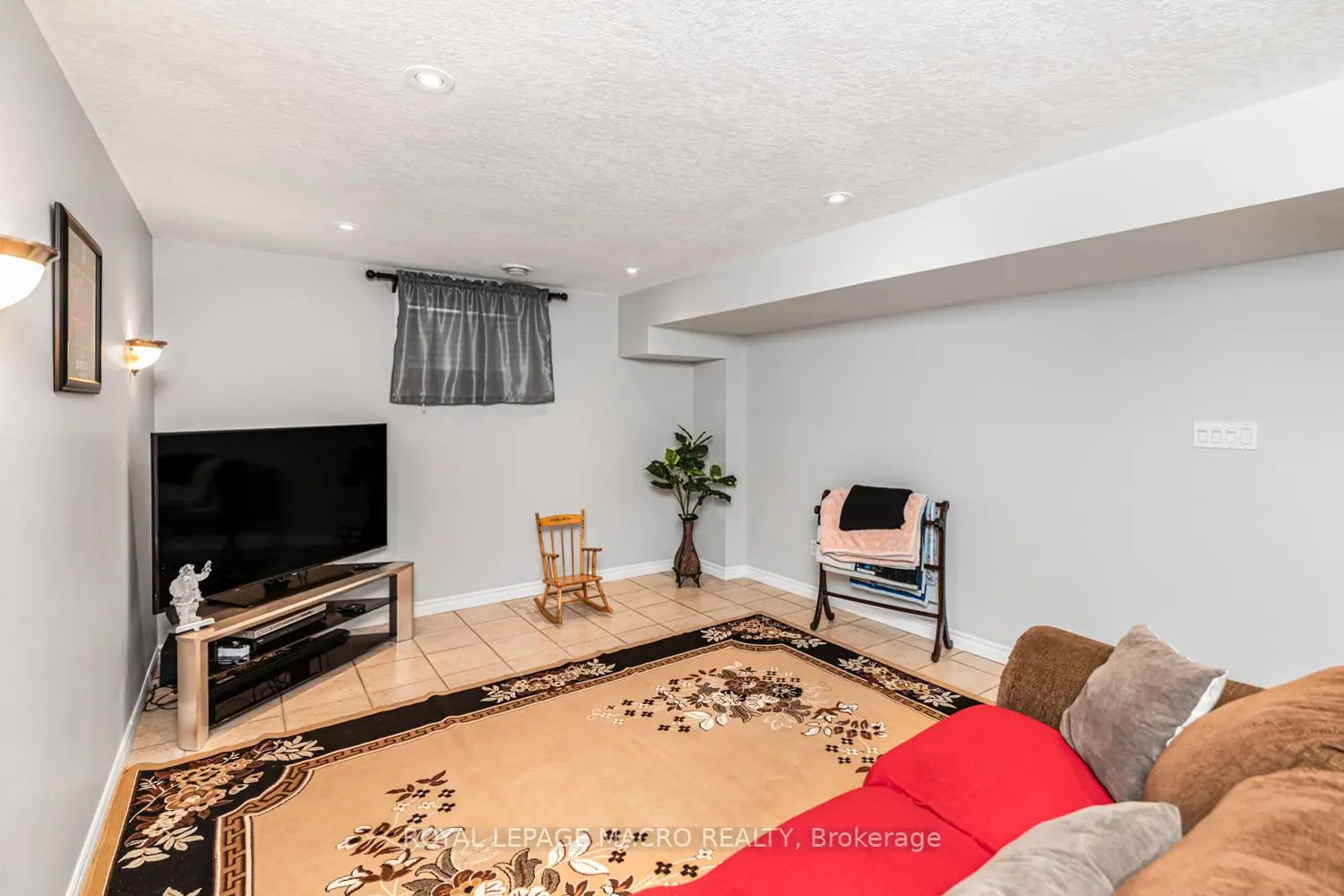 Additional image 17 of 102 Erika Crescent