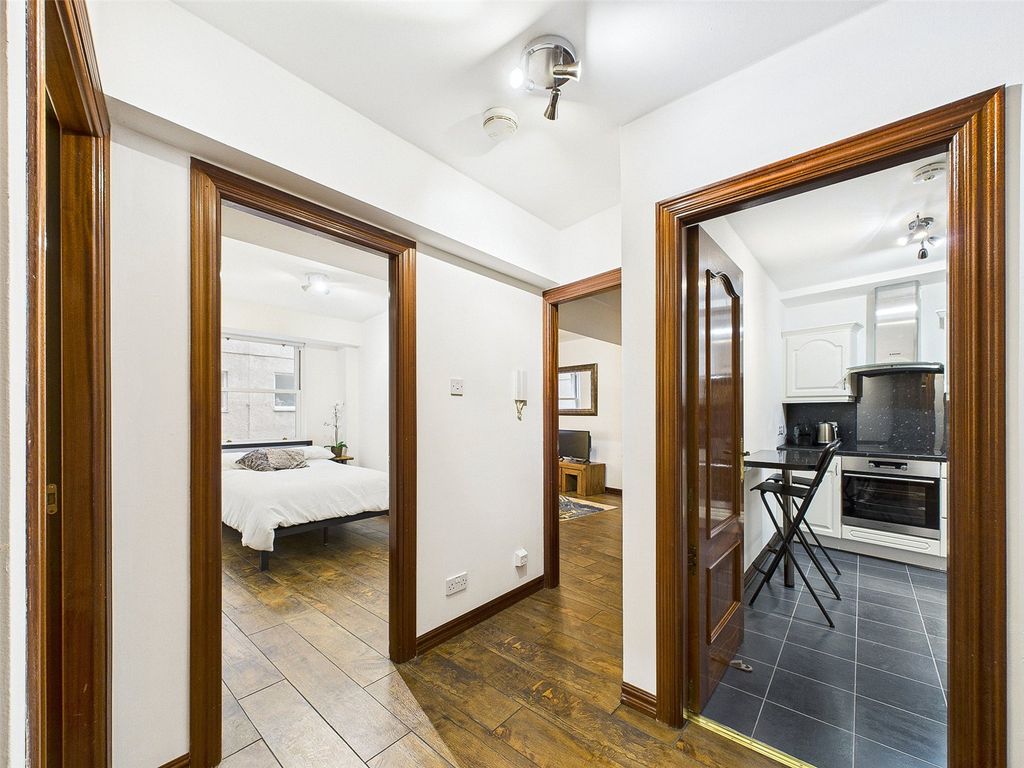 Additional image 9 of 2 bed flat for saleJohns Place, Edinburgh, Midlothian EH6
