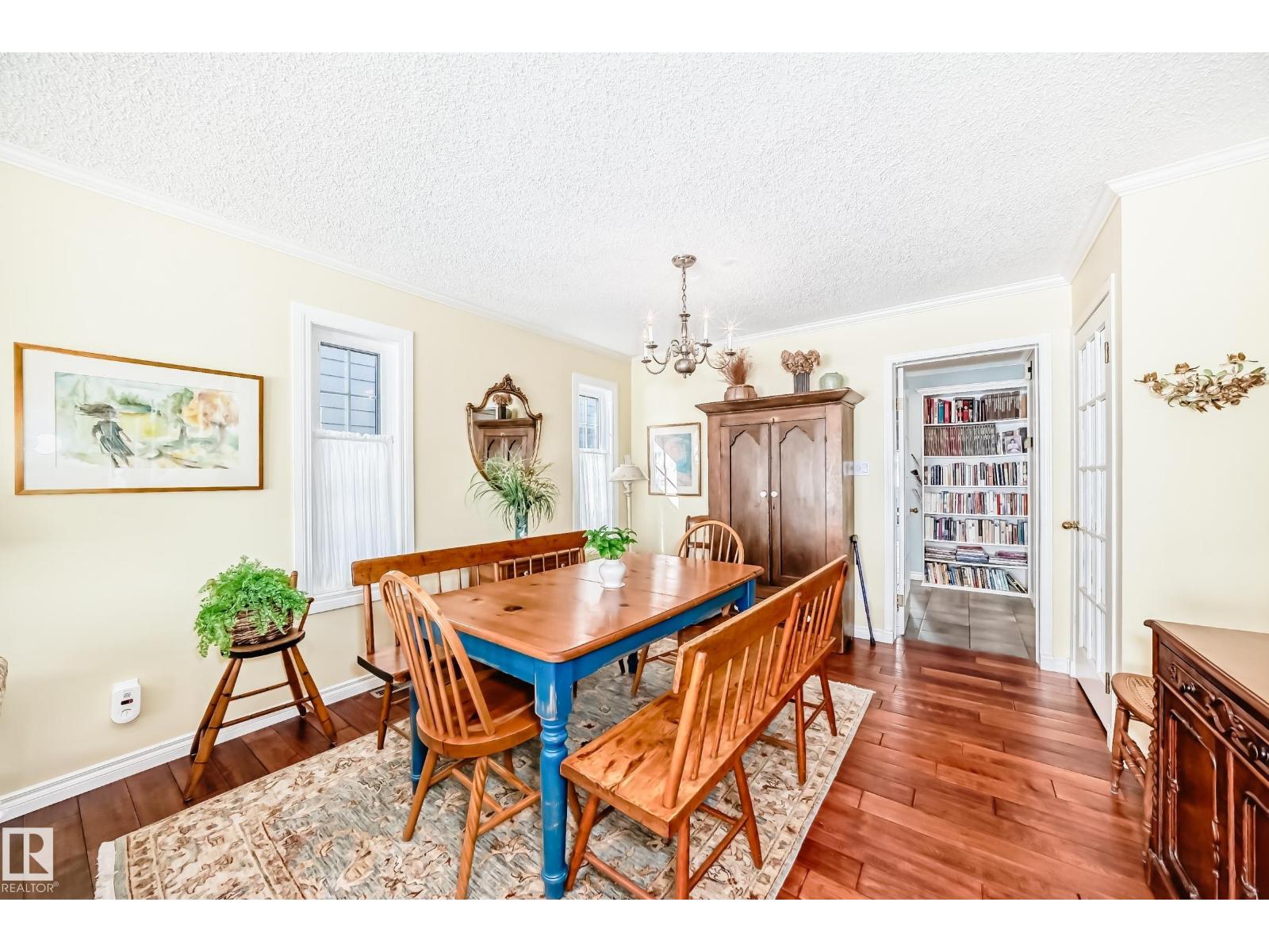 Additional image 3 of 10279 89 Street NW, Edmonton, AB, T5H1R3