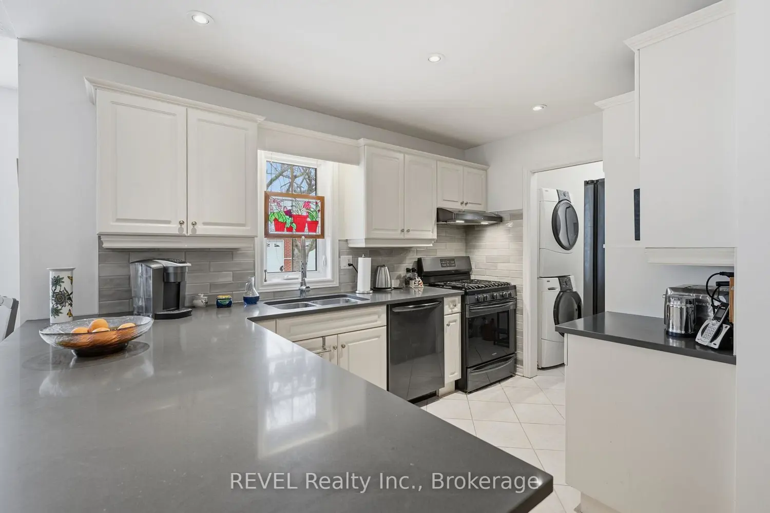 Additional image 8 of 1448 Niagara Stone Road 8