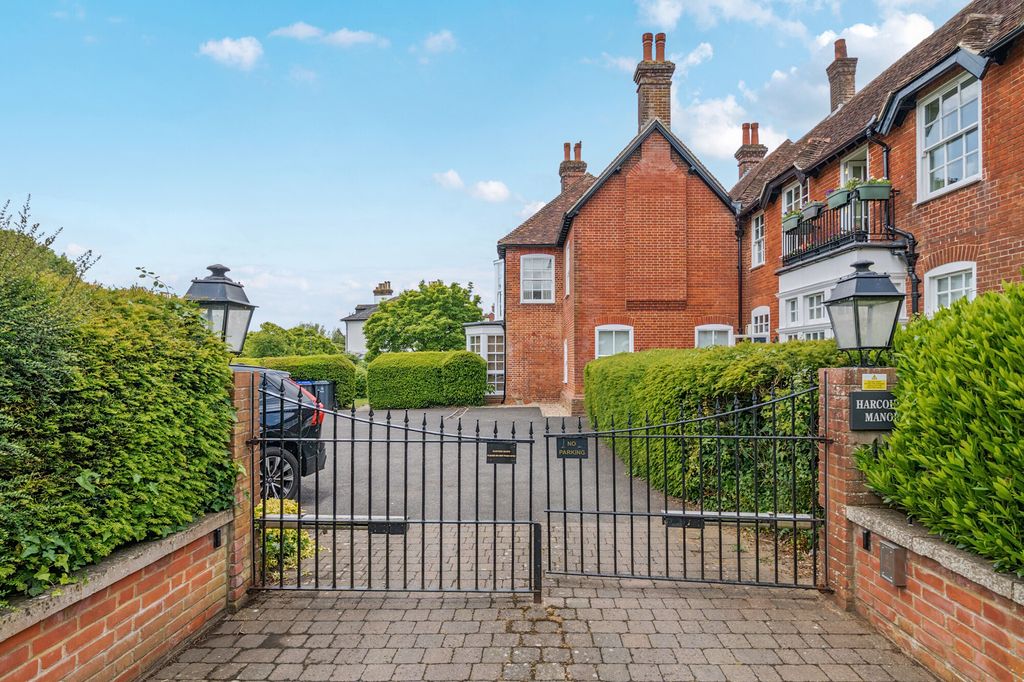 Additional image 14 of 3 bed flat for saleHarcourt Manor, Salisbury SP2