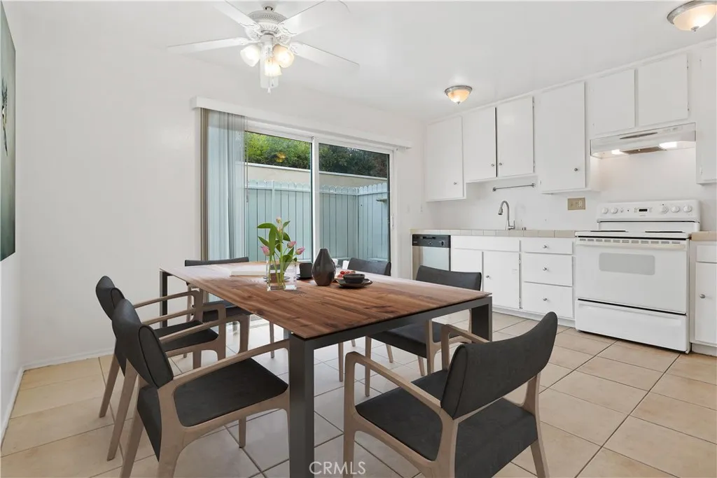 Additional image 8 of 22855 Vanowen Street Unit 2, West Hills, CA 91307