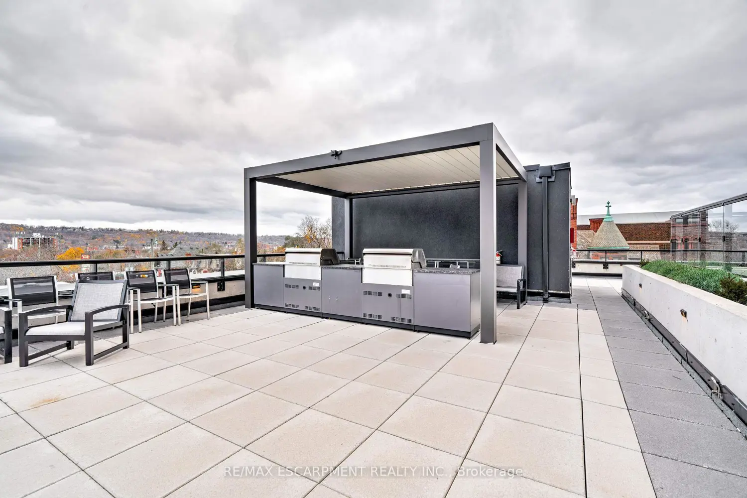 Additional image 16 of 15 Queen Street 2308