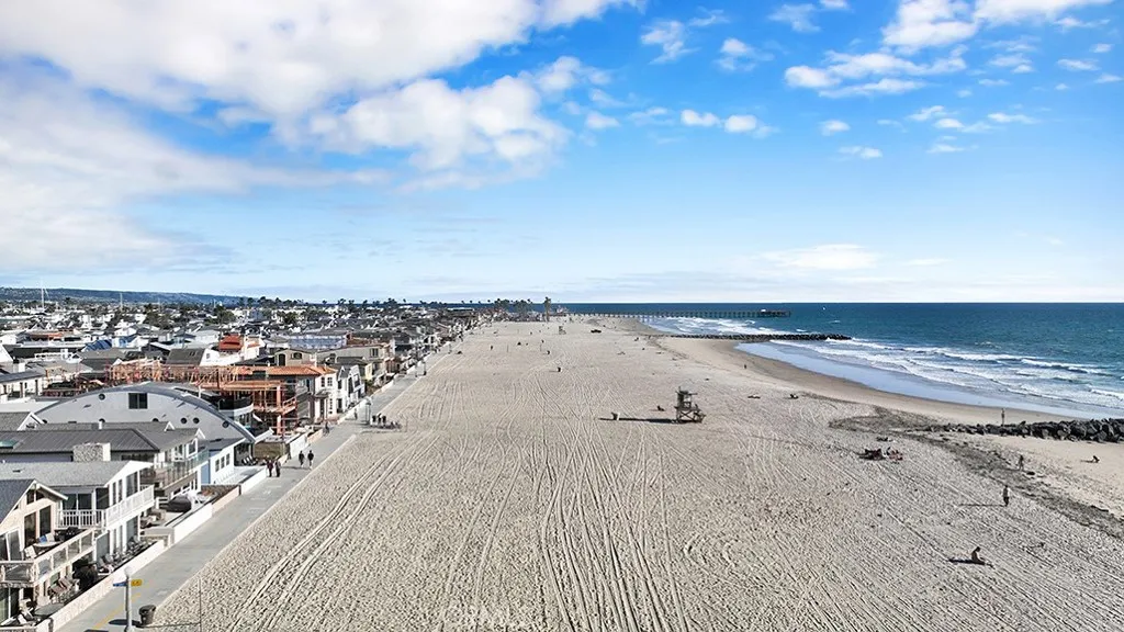 Additional image 25 of 3206 W Oceanfront, Newport Beach, CA 92663