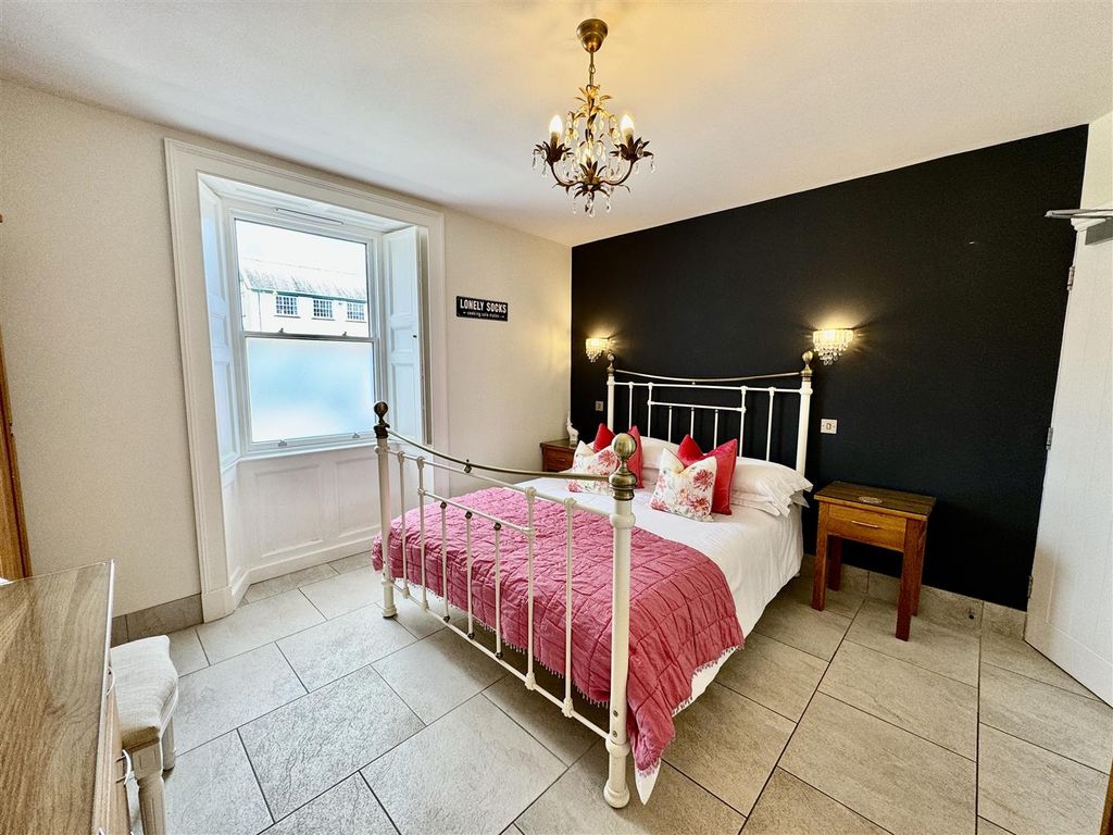 Additional image 9 of 17 bed property for saleMain Street, Keswick CA12