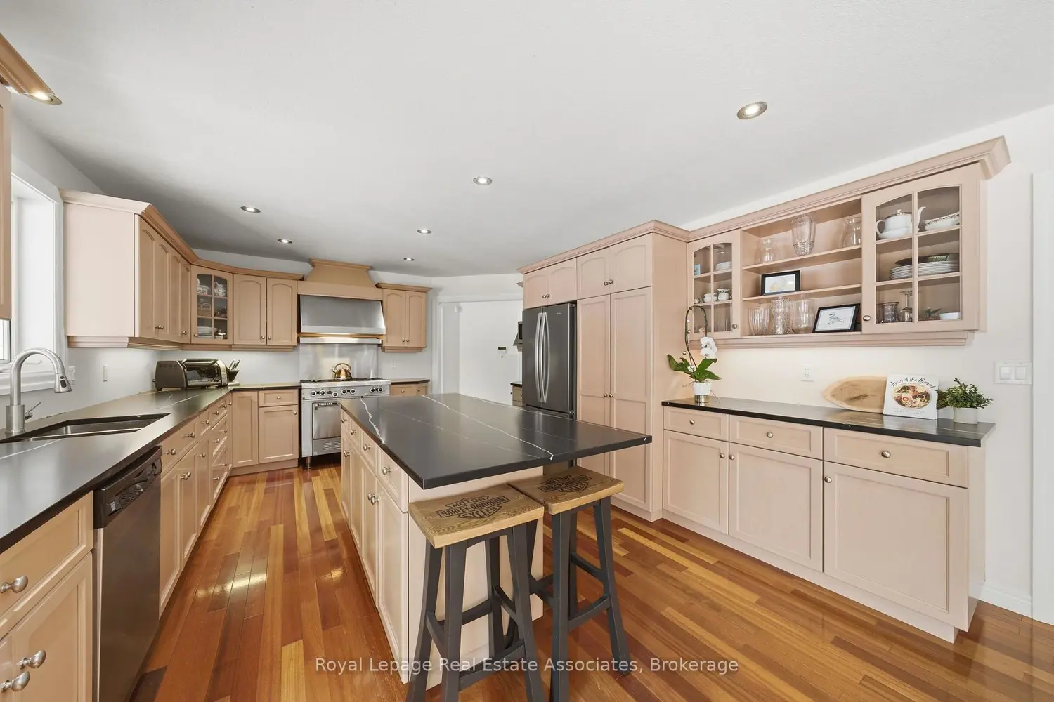 86 Ridge Road photo 4