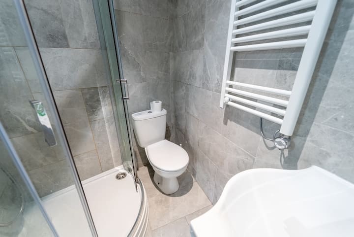 Additional image 8 of Studio Flat, Birmingham, B29, N1 7GU