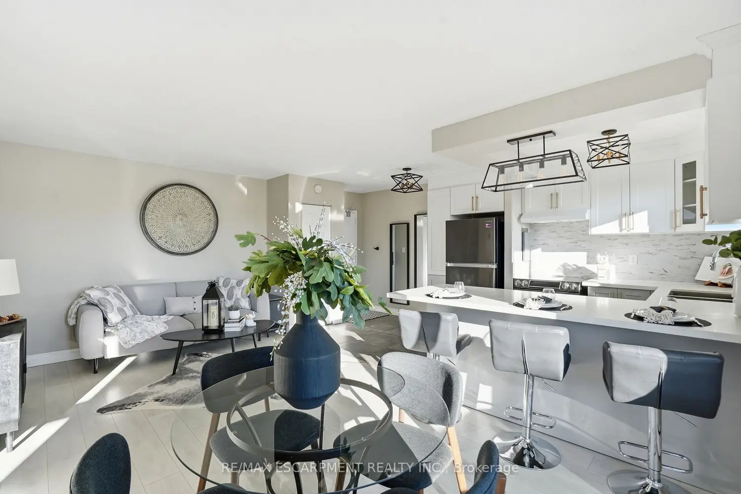 Additional image 9 of 2373 King Street 38