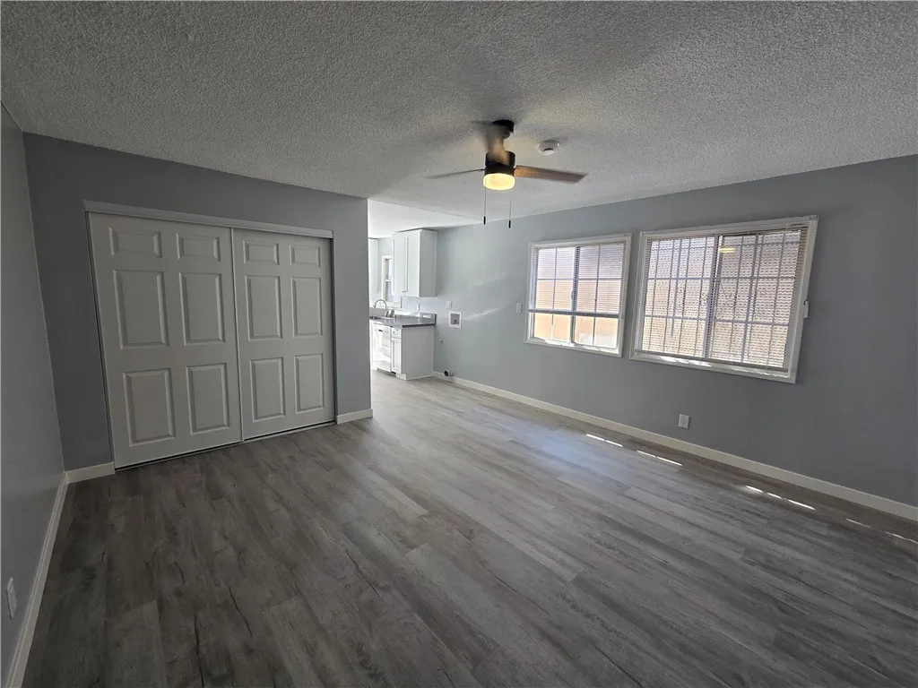 Additional image 25 of 317 Warren Lane Unit 3/4, Inglewood, CA 90302