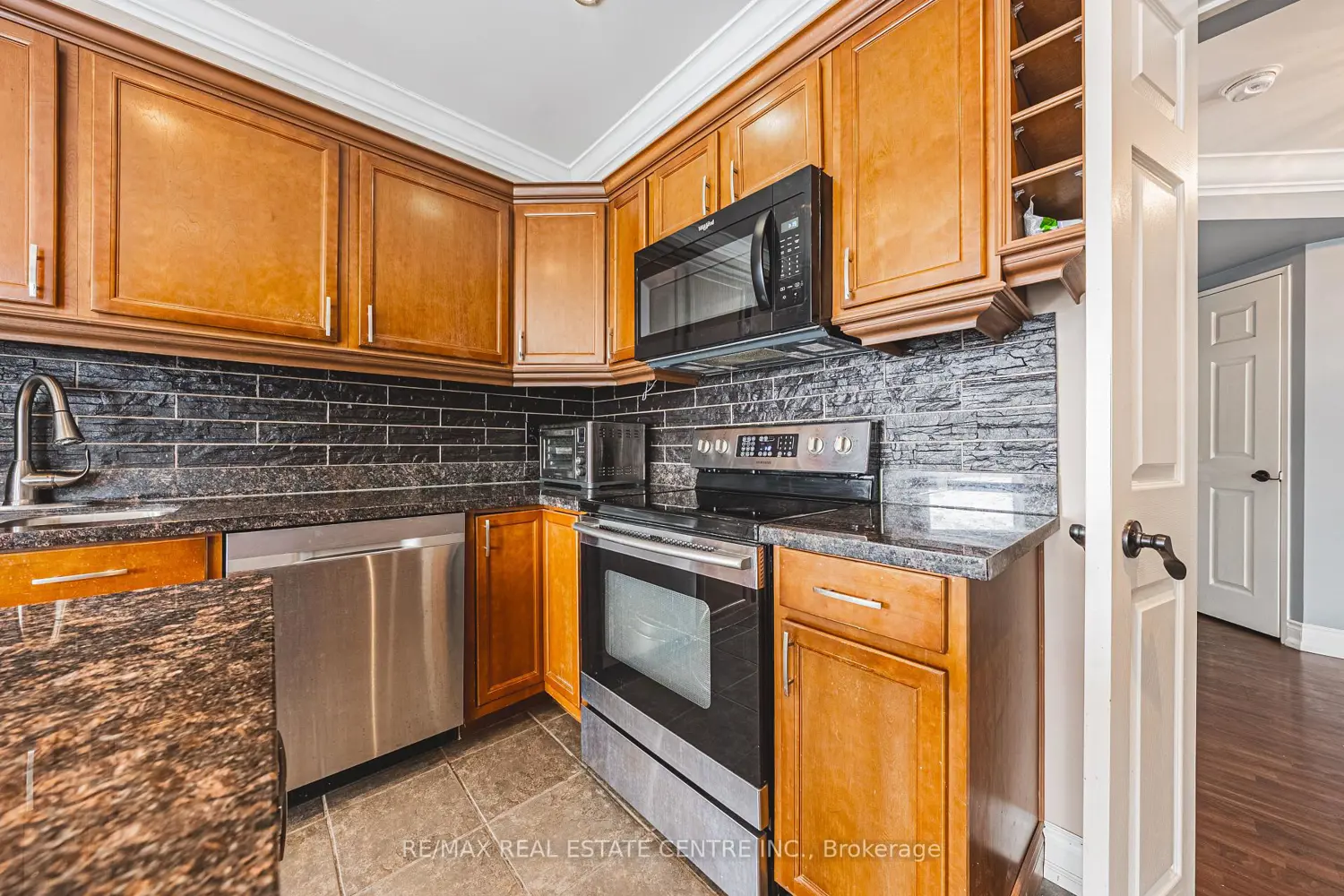 Additional image 7 of 2155 Burnhamthorpe Road Ph1904