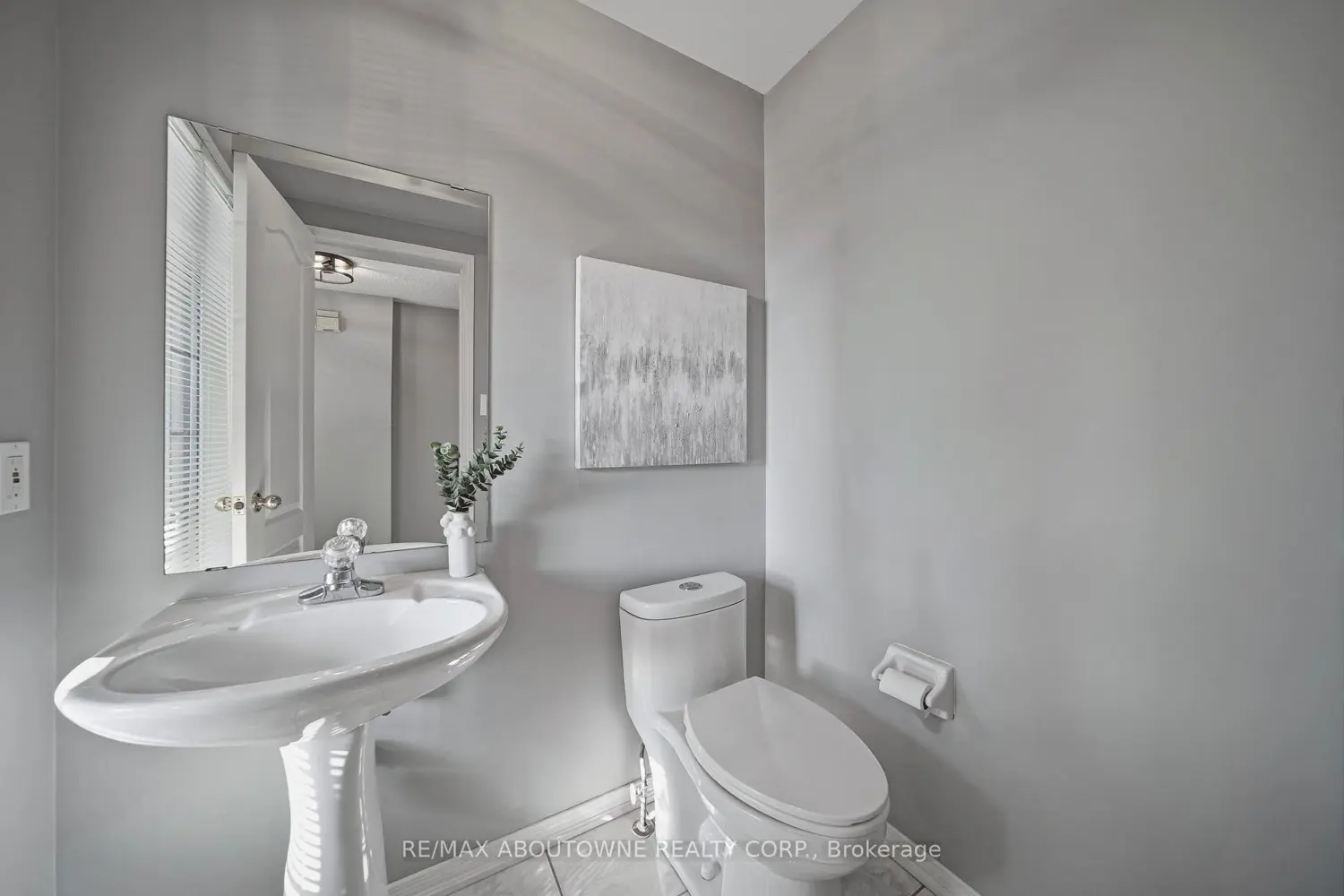 Additional image 3 of 23 Arabia Gate