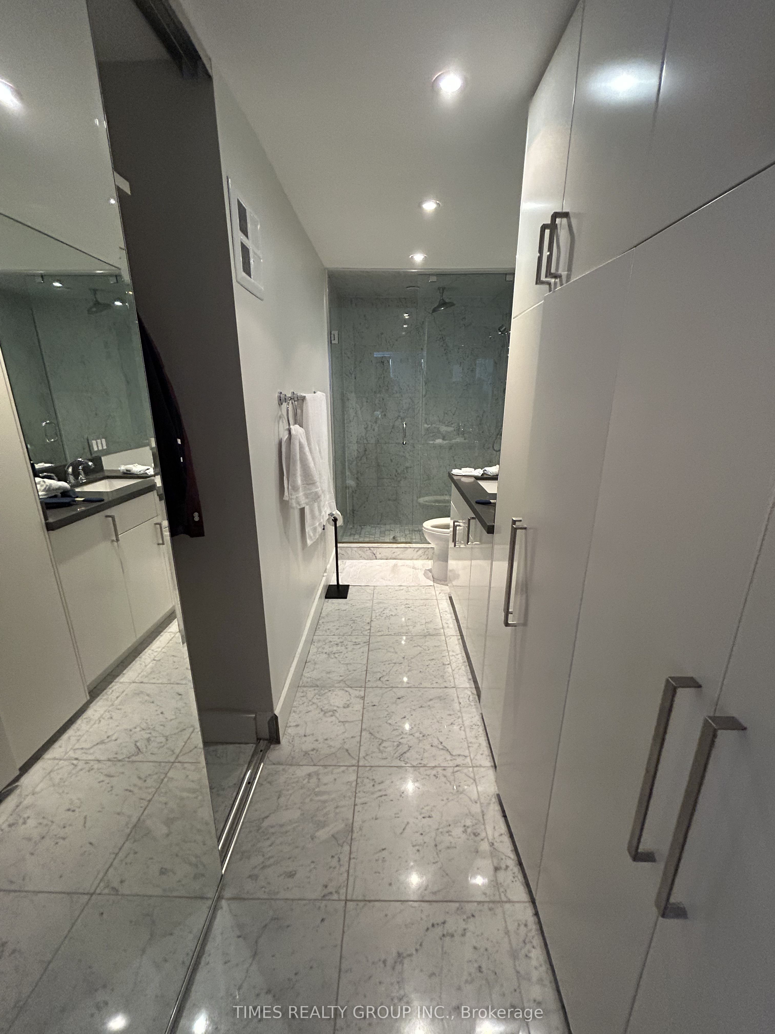 Additional image 5 of 301-80 Cumberland Street, Toronto, ON, M5R 3V1