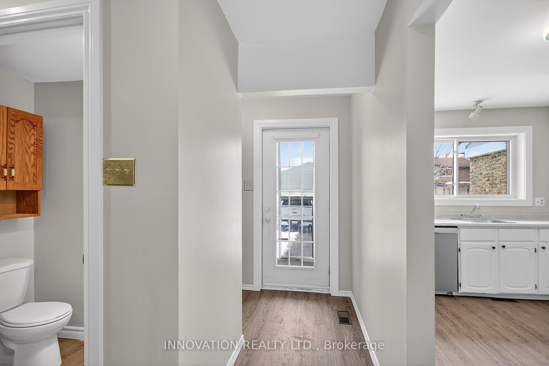 Additional image 3 of 5-2336 Orient Park Drive E, Ottawa, ON, K1B 4N5