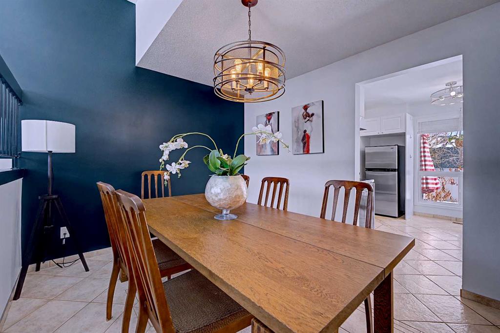 Additional image 5 of 414 Brae Glen Crescent SW, Calgary, AB, T2W 1B6