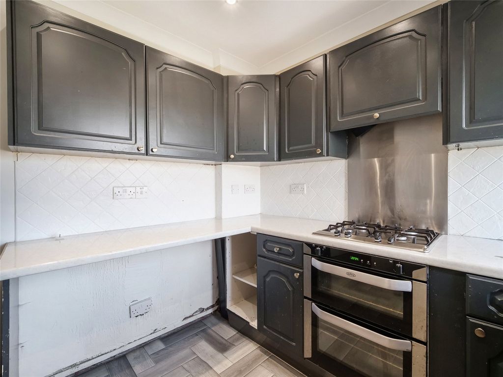 Additional image 18 of 2 bed flat for saleLoudoun Avenue, Kilmarnock, East Ayrshire KA1