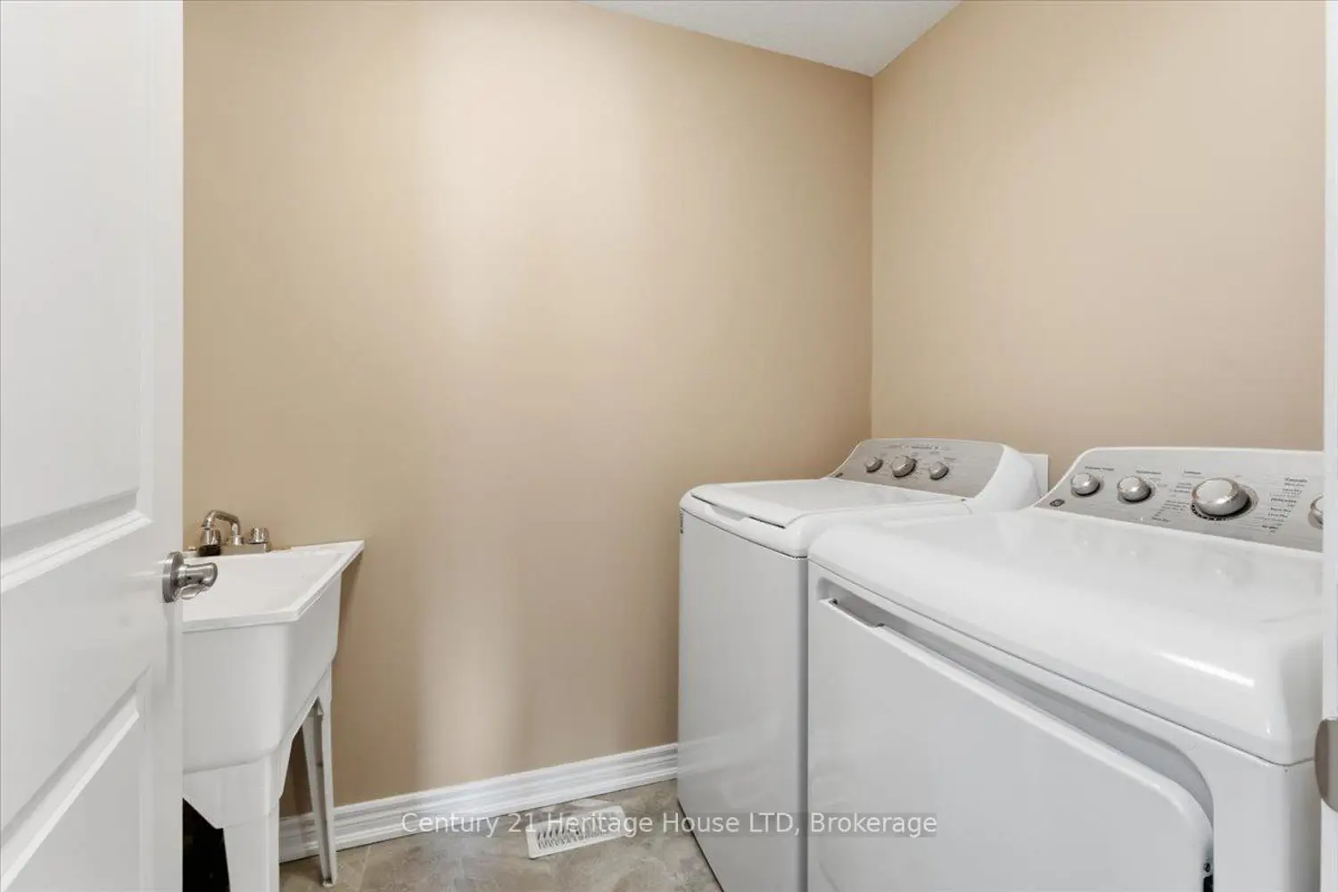 Additional image 12 of 125 Clare Avenue