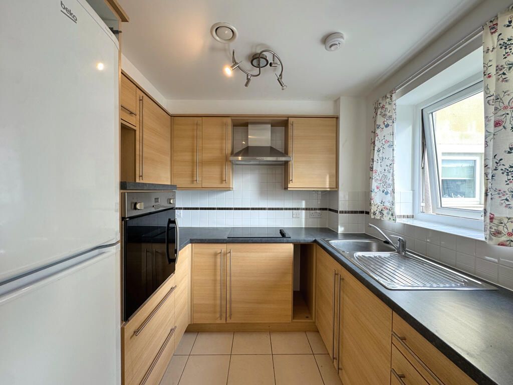 Additional image 3 of 1 bed flat for saleMiddleton Court, Porthcawl CF36