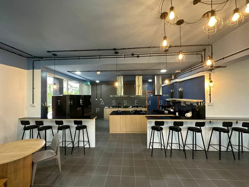 Additional image 5 of Premium Student Living in Singapore — Flexible, Convenient & Ready for You!