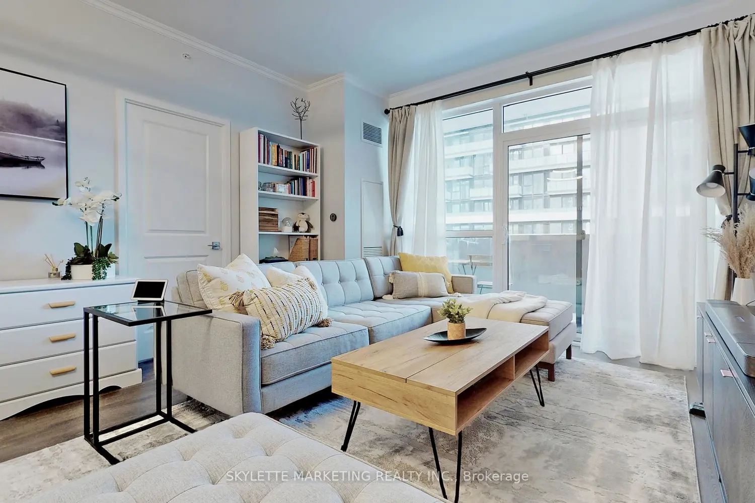 Additional image 15 of 75 Oneida Crescent 410