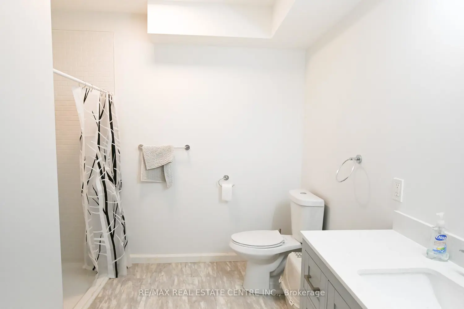 Additional image 9 of 1033 North Shore Drive