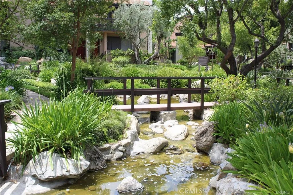 Additional image 4 of 21820 Marylee Street Unit 225, Woodland Hills, CA 91367