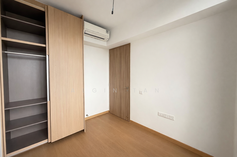 Additional image 2 of 3 Dairy Farm Walk