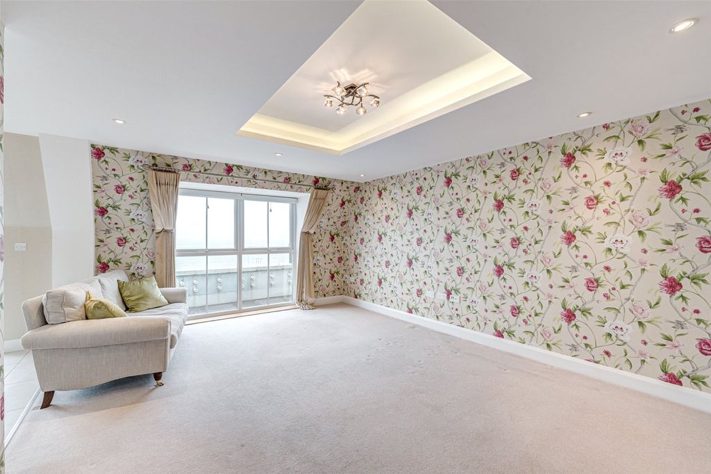 Additional image 6 of 3 bed flat for saleMarine Parade, Worthing, West Sussex BN11