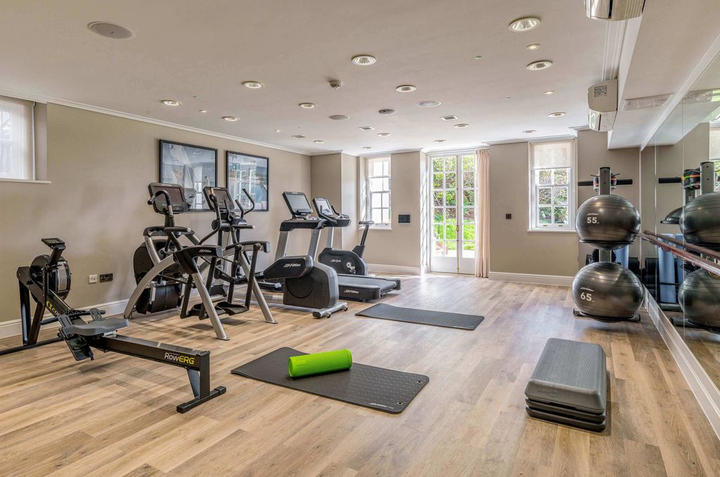 Additional image 11 of 3 bed flat for saleLarch Avenue, Ascot SL5