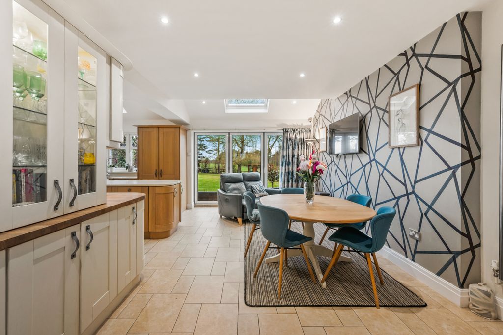 Additional image 5 of 5 bed detached house for salePrestbury Road, Wilmslow, Cheshire SK9