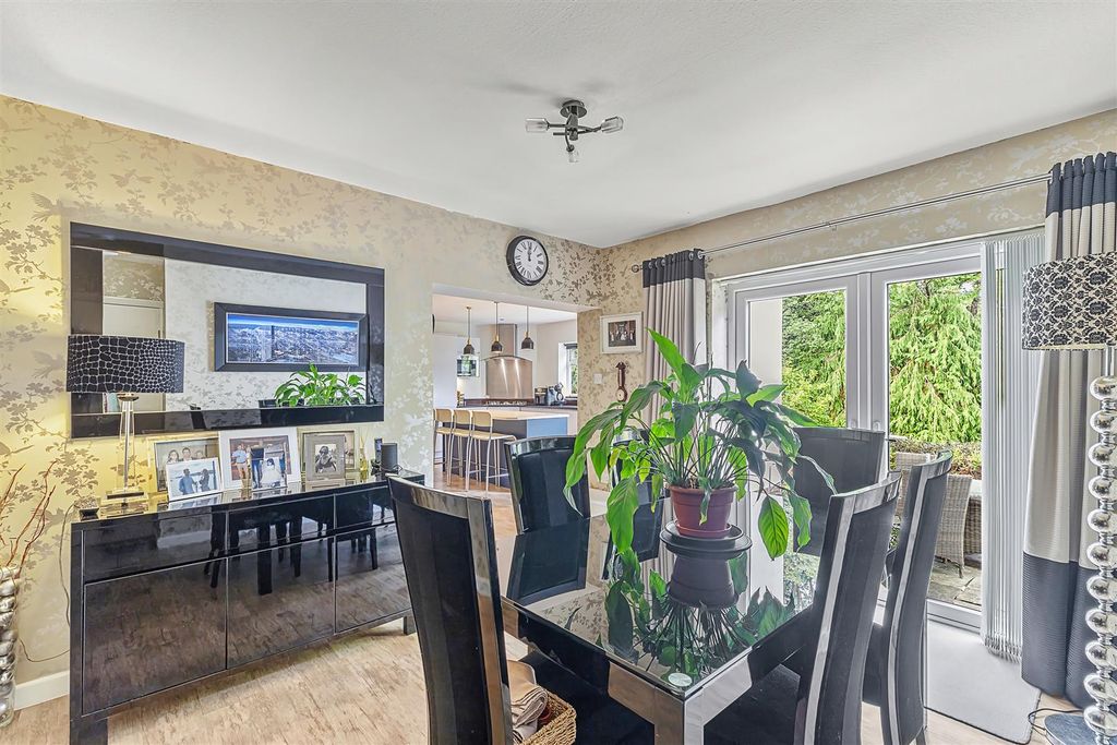 Additional image 9 of 6 bed detached house for saleBolling Road, Ilkley LS29