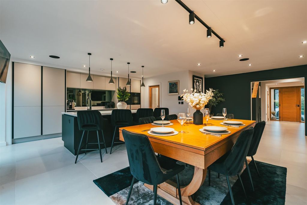 Additional image 9 of 5 bed detached house for saleDore Road, Sheffield S17