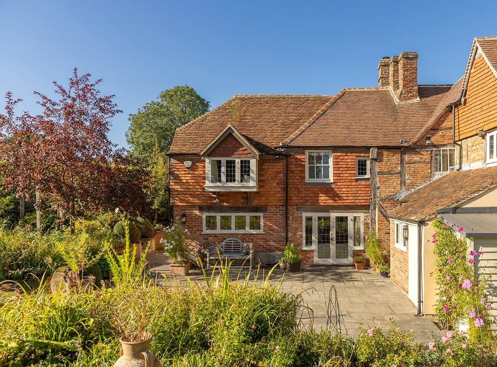 Additional image 3 of 5 bed detached house for saleStation Road, Kintbury, Hungerford, Berkshire RG17