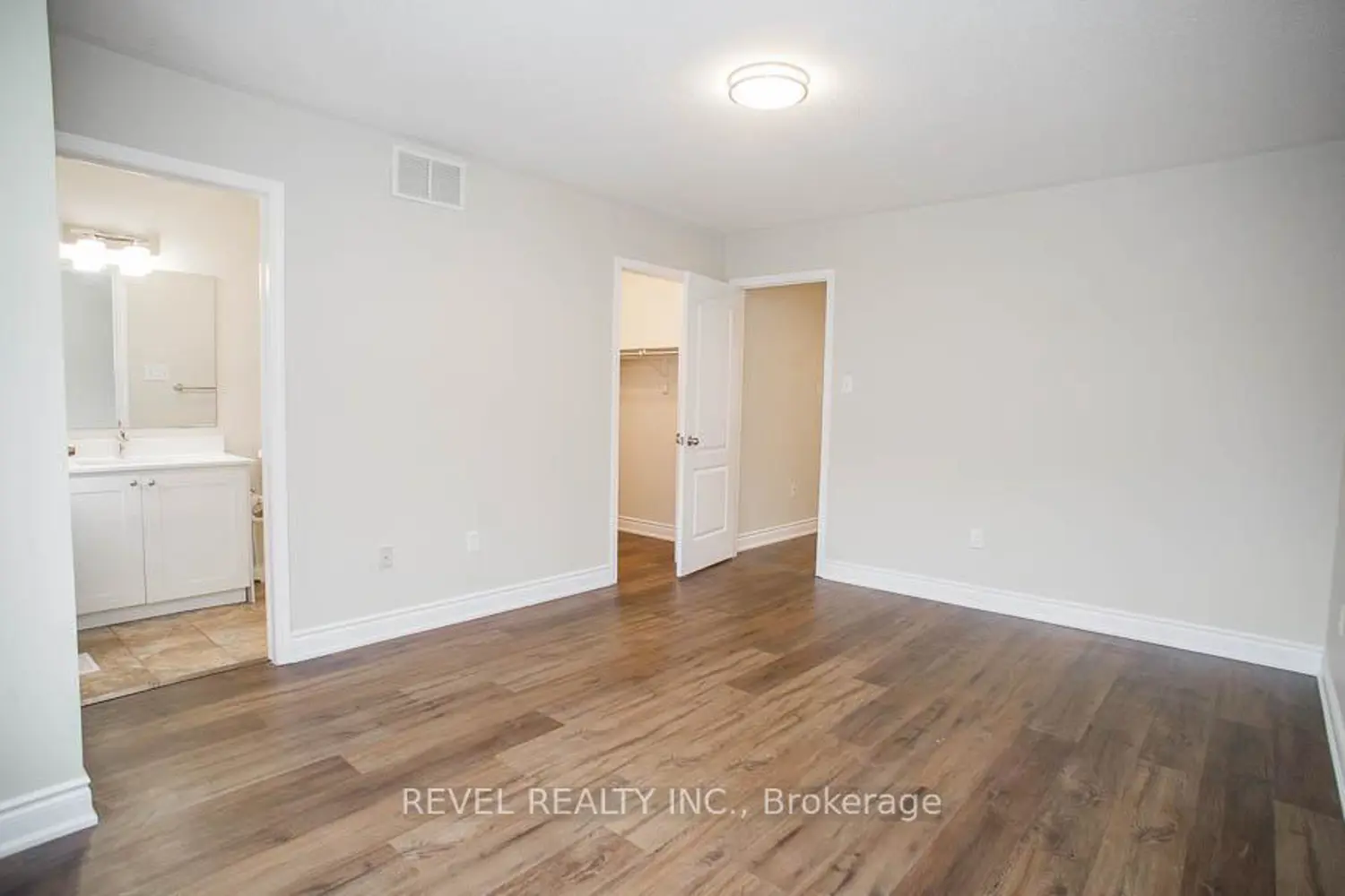 Additional image 13 of 21 Diana Avenue 43