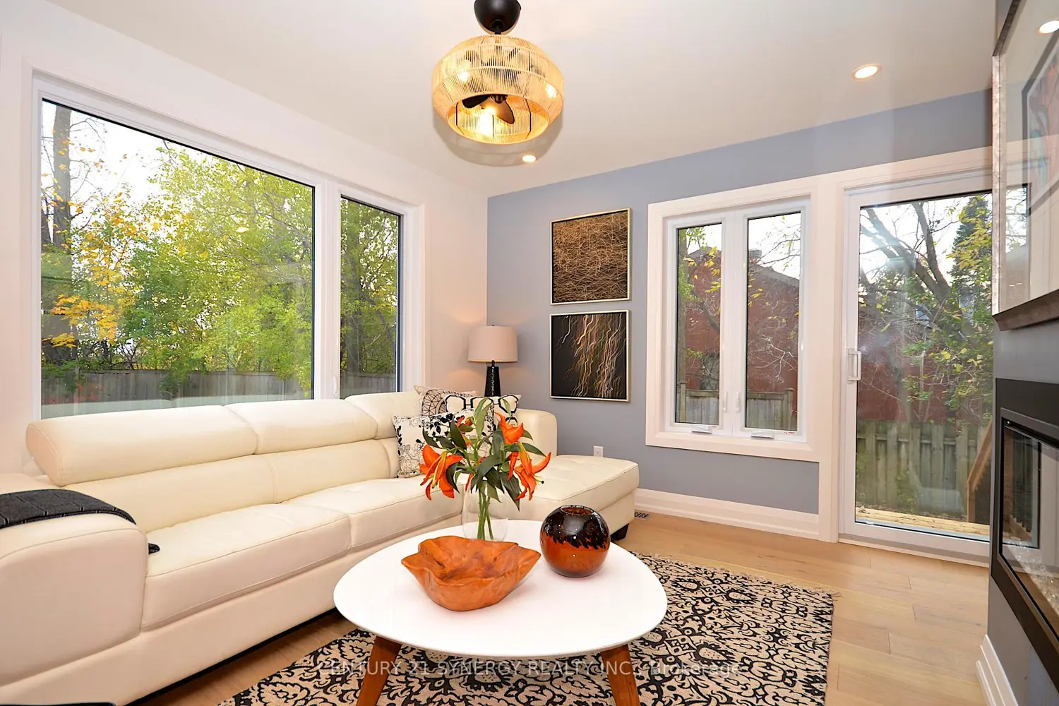 Additional image 9 of 660 Hochelaga Street 34