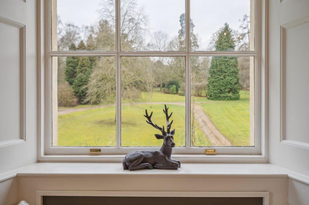 Additional image 7 of 3 bed flat for saleMissenden Road, Amersham, Buckinghamshire HP7