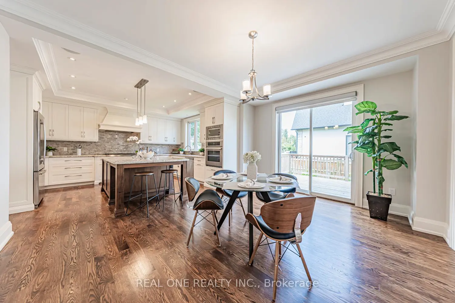 Additional image 2 of 2095 Springfield Road