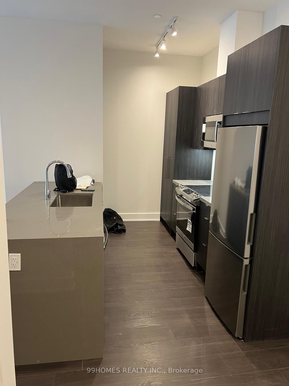 Additional image 3 of PH07-4130 Parkside Village Drive, Mississauga, ON, L5B 3M8