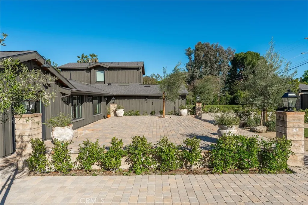 Additional image 107 of 23139 Erwin Street, Woodland Hills, CA 91367