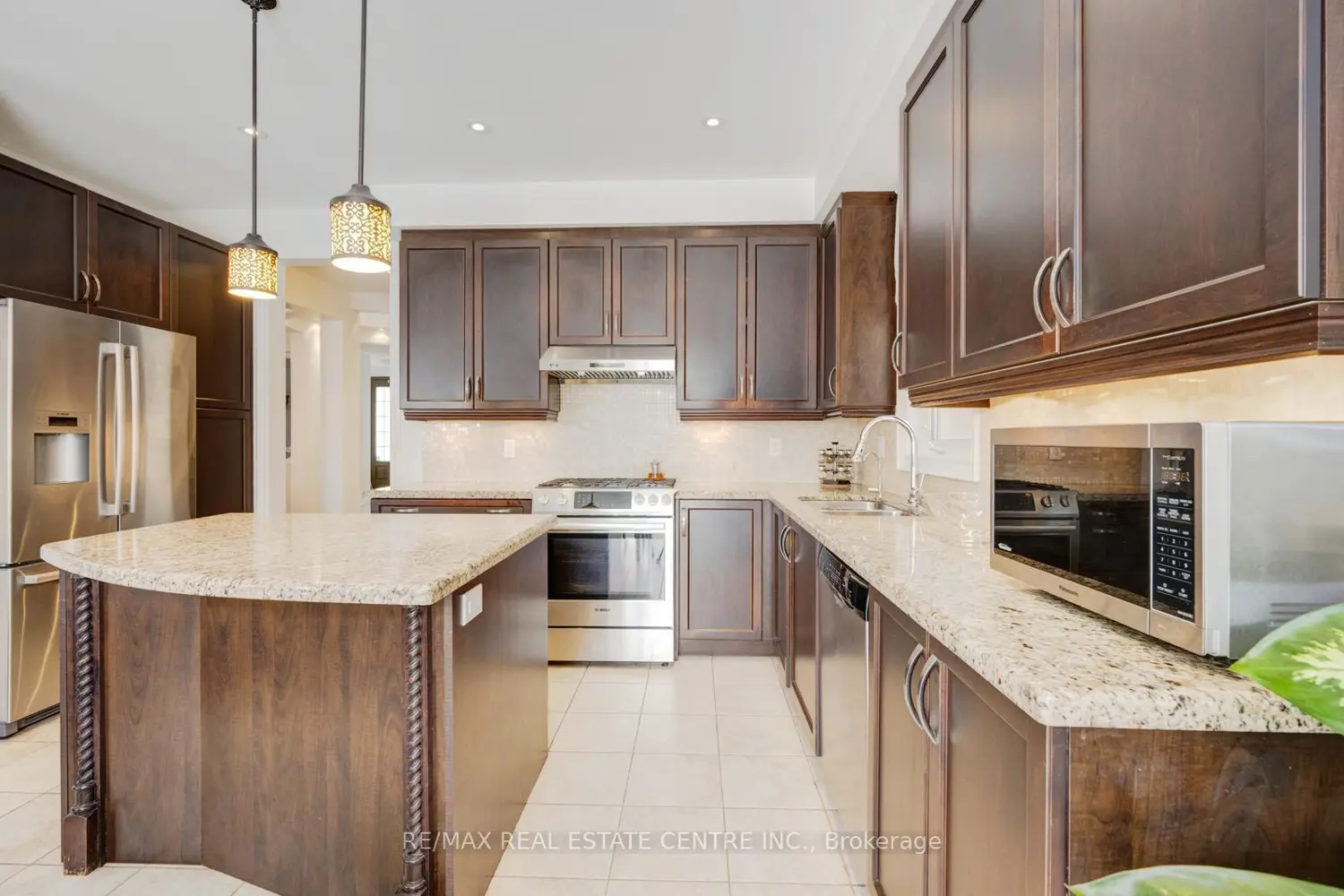 Additional image 7 of 19 Mediterranean Crescent