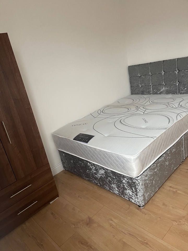 Additional image 5 of Room in a Shared House, Leeds, LS6, N1 7GU