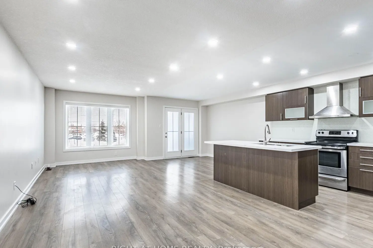 Additional image 7 of 16 Edsel Road