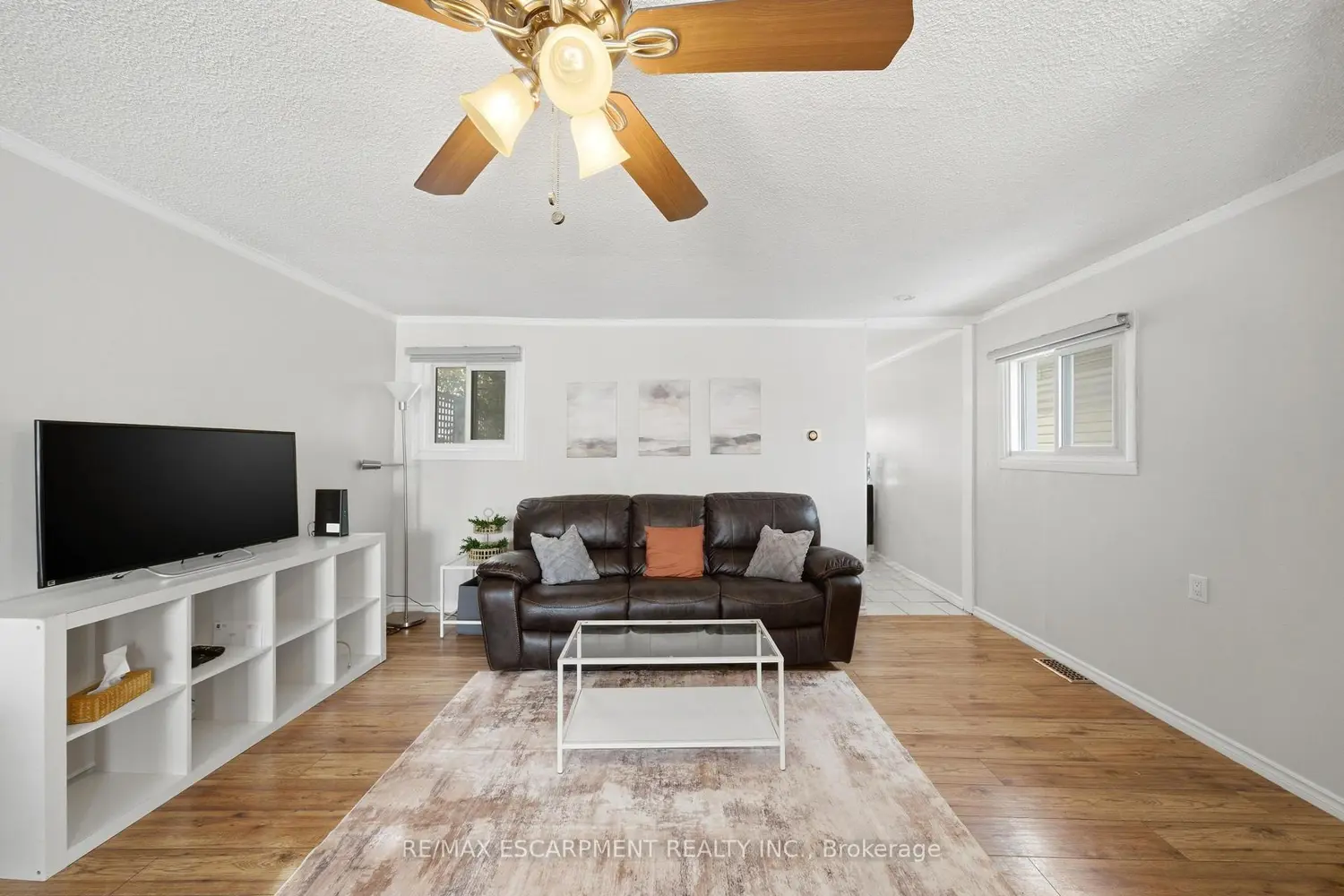 14 Newlands Avenue photo 2