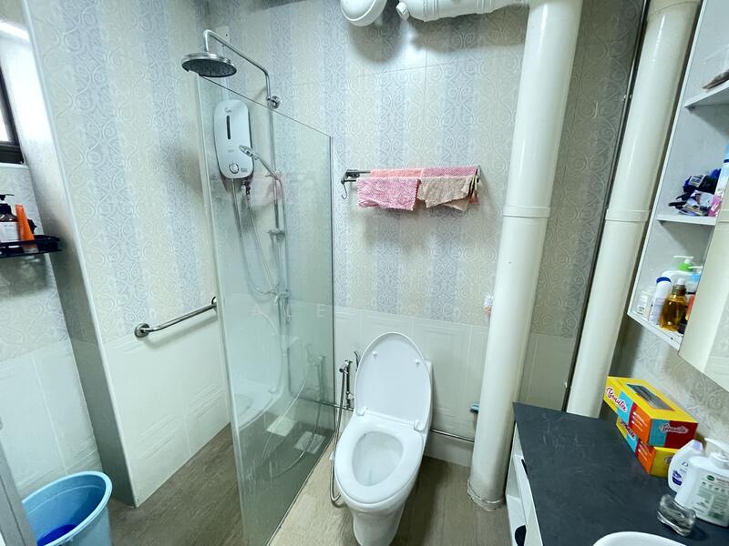 Additional image 11 of 339A Sembawang Close