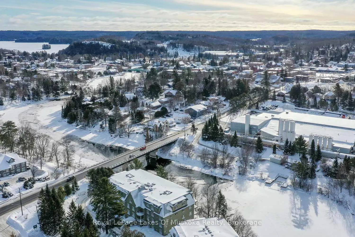 Additional image 19 of 31 Dairy Lane 207