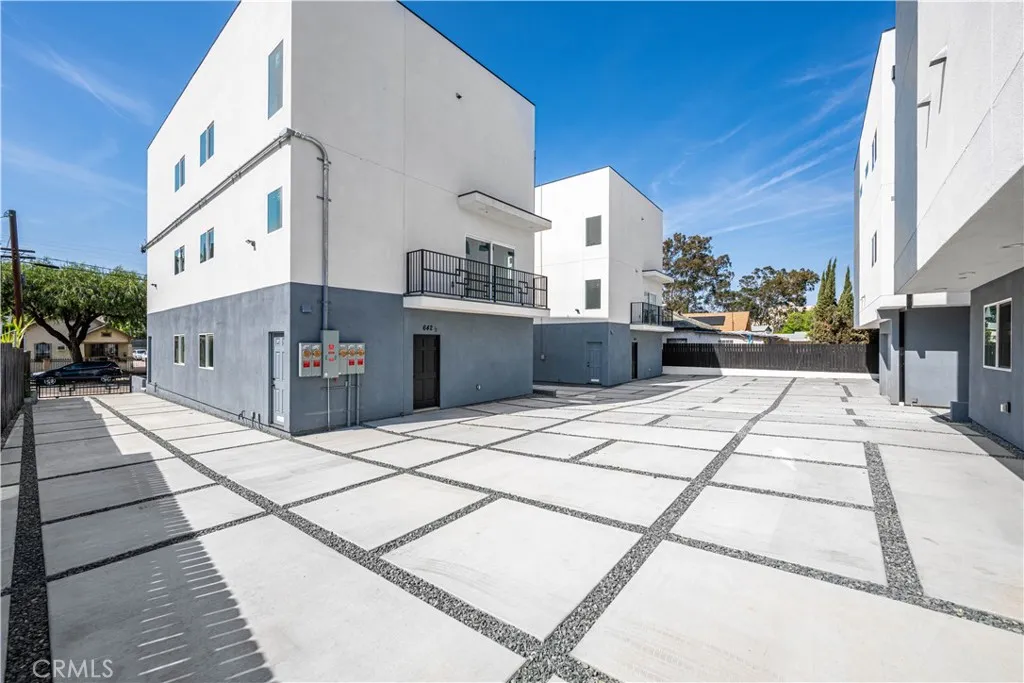 Additional image 46 of 644 N Boyle, Los Angeles, CA 90033