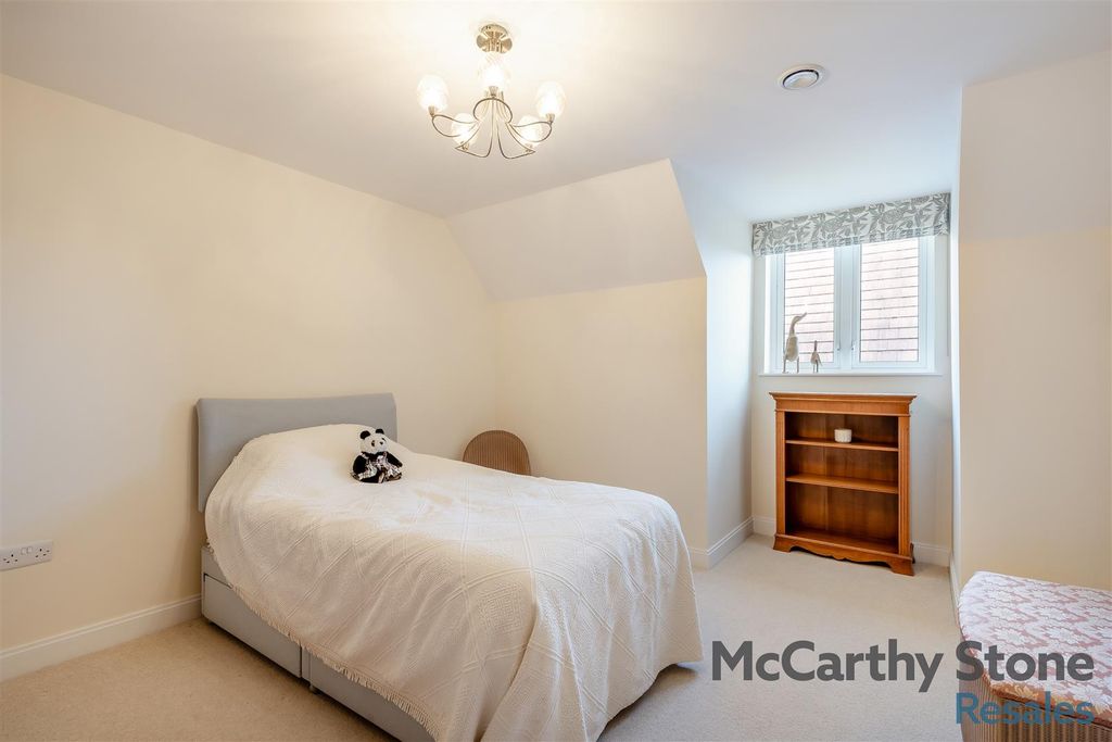 Additional image 9 of 2 bed flat for saleSummerfield Place, Wenlock Road, Shrewsbury SY2