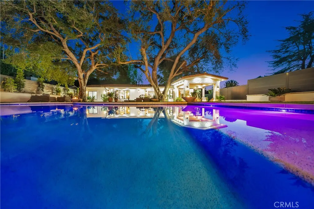 Additional image 14 of 19225 Rosita St, Tarzana, CA 91356