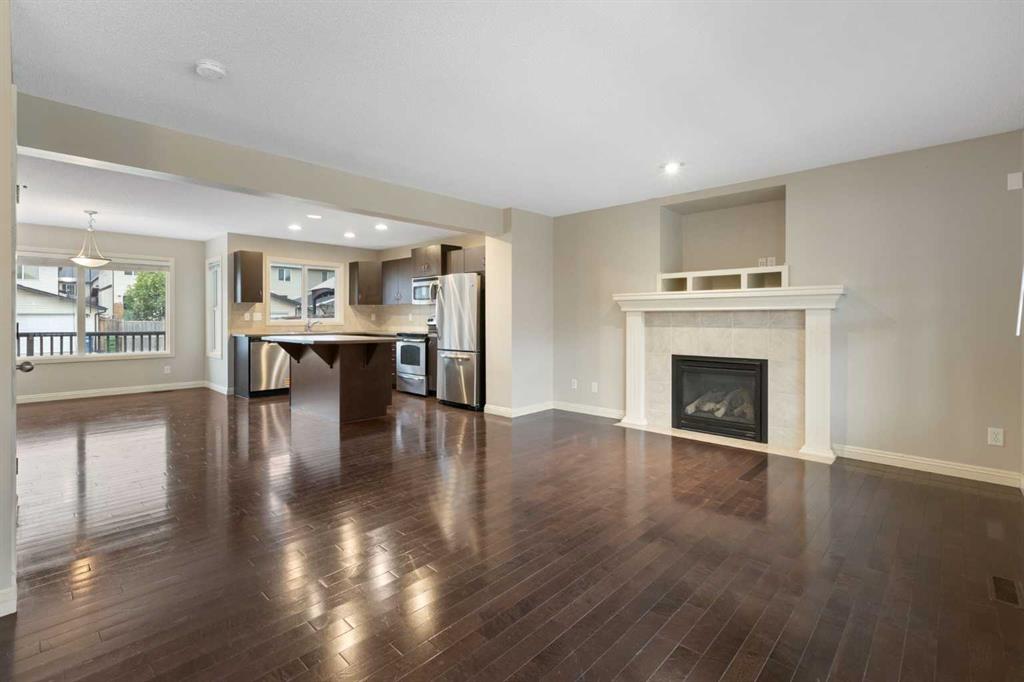Additional image 5 of 221 Prestwick Terrace SE, Calgary, AB, T2Z4Y6